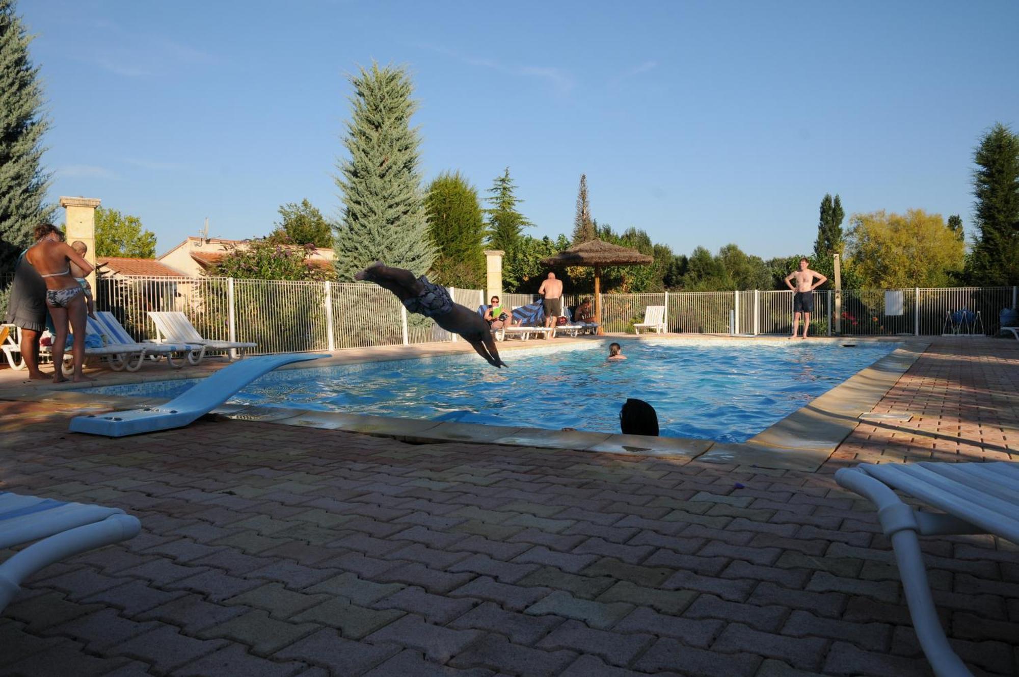 ホテル Domaine De La Begude ファイエンス エクステリア 写真